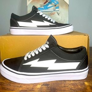 Revenge X Storm Classic Black